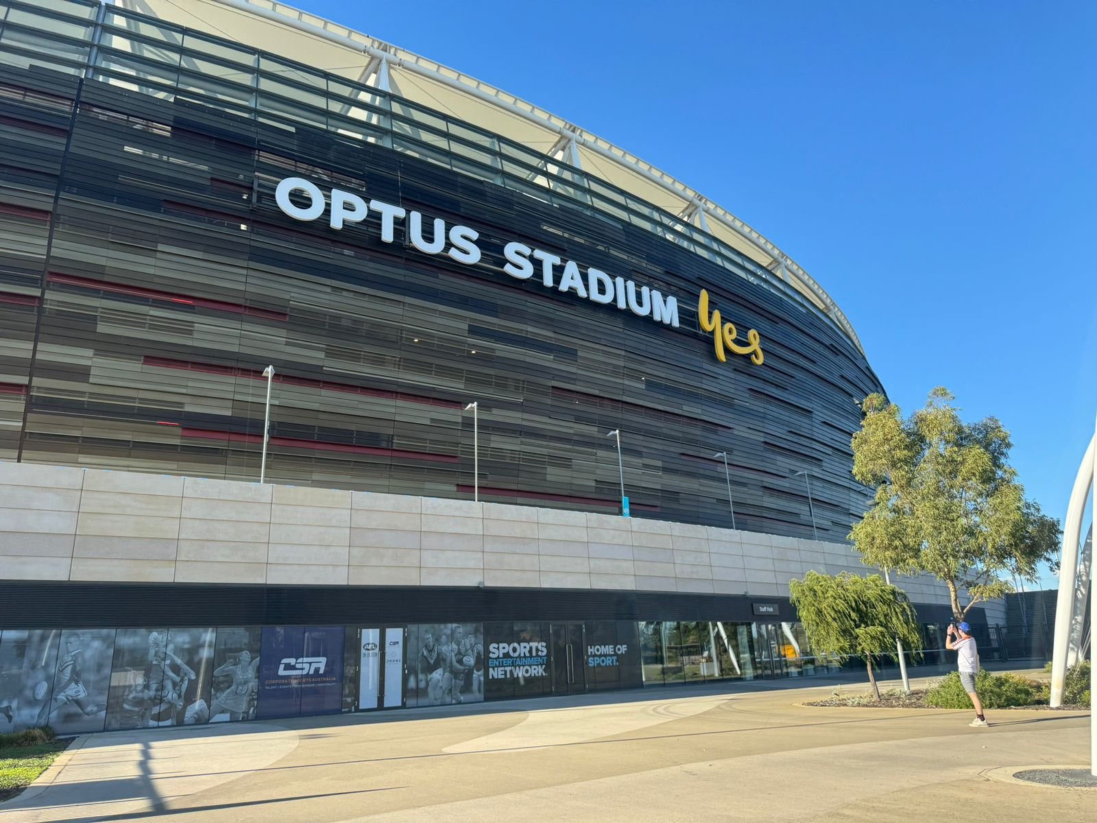 Melihat Pusat Kota Perth Australia Barat dari Atap Optus Stadium